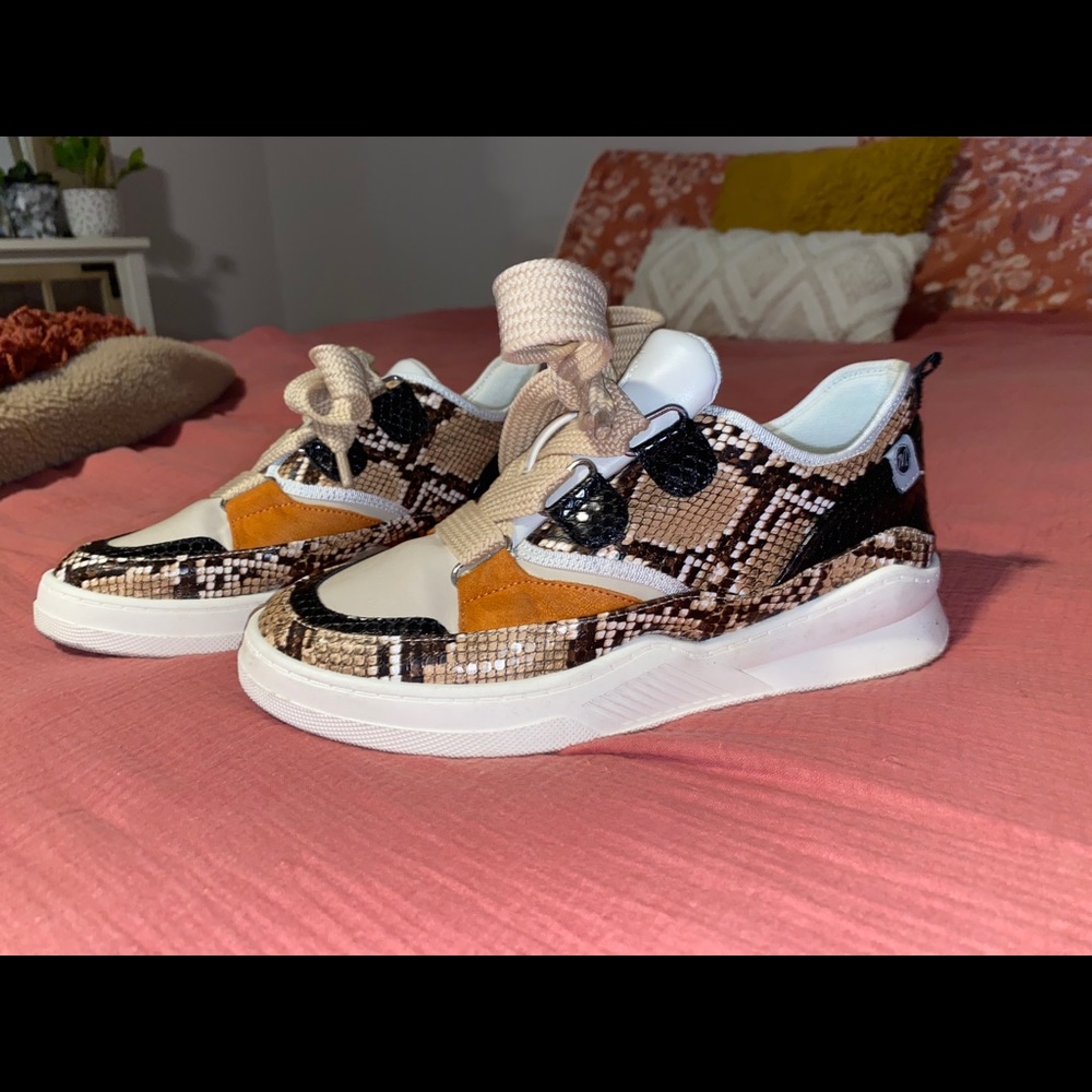 Matisse Snake Sneakers (7)